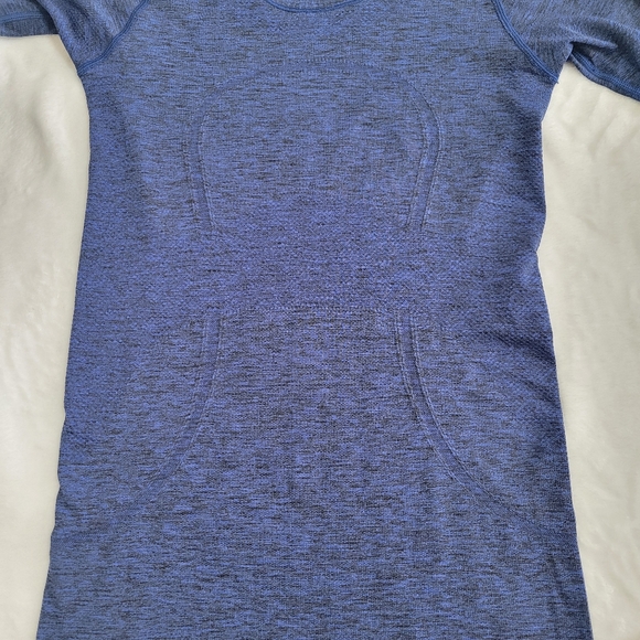 Lululemon Swiftly Tech Long‎ Sleeve Pullover Athletic Top Seamless - Picture 10 of 15